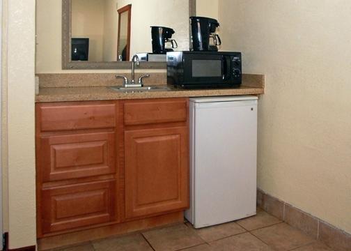 Days Inn & Suites By Wyndham Хикори Экстерьер фото